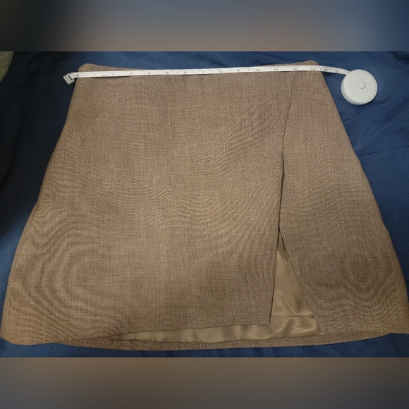 Taupe Set - Picture 6 of 6